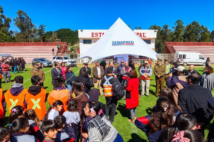 SIMULACRO DE SISMO Y TSUNAMI EN PICHILEMU